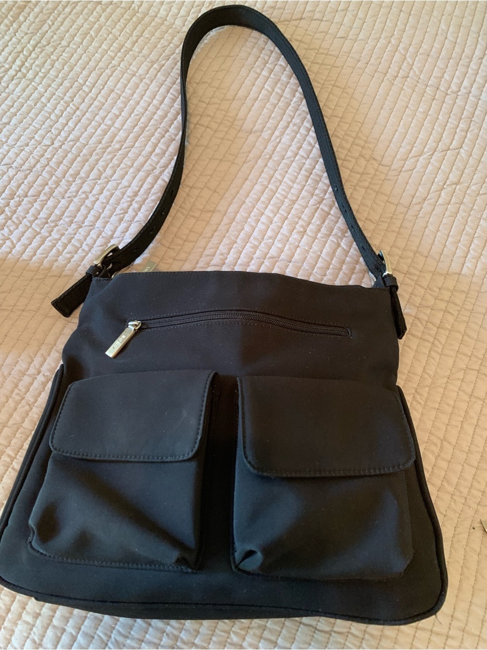 Hobo International black nylon or microfiber messenger travel crossbody bag EUC